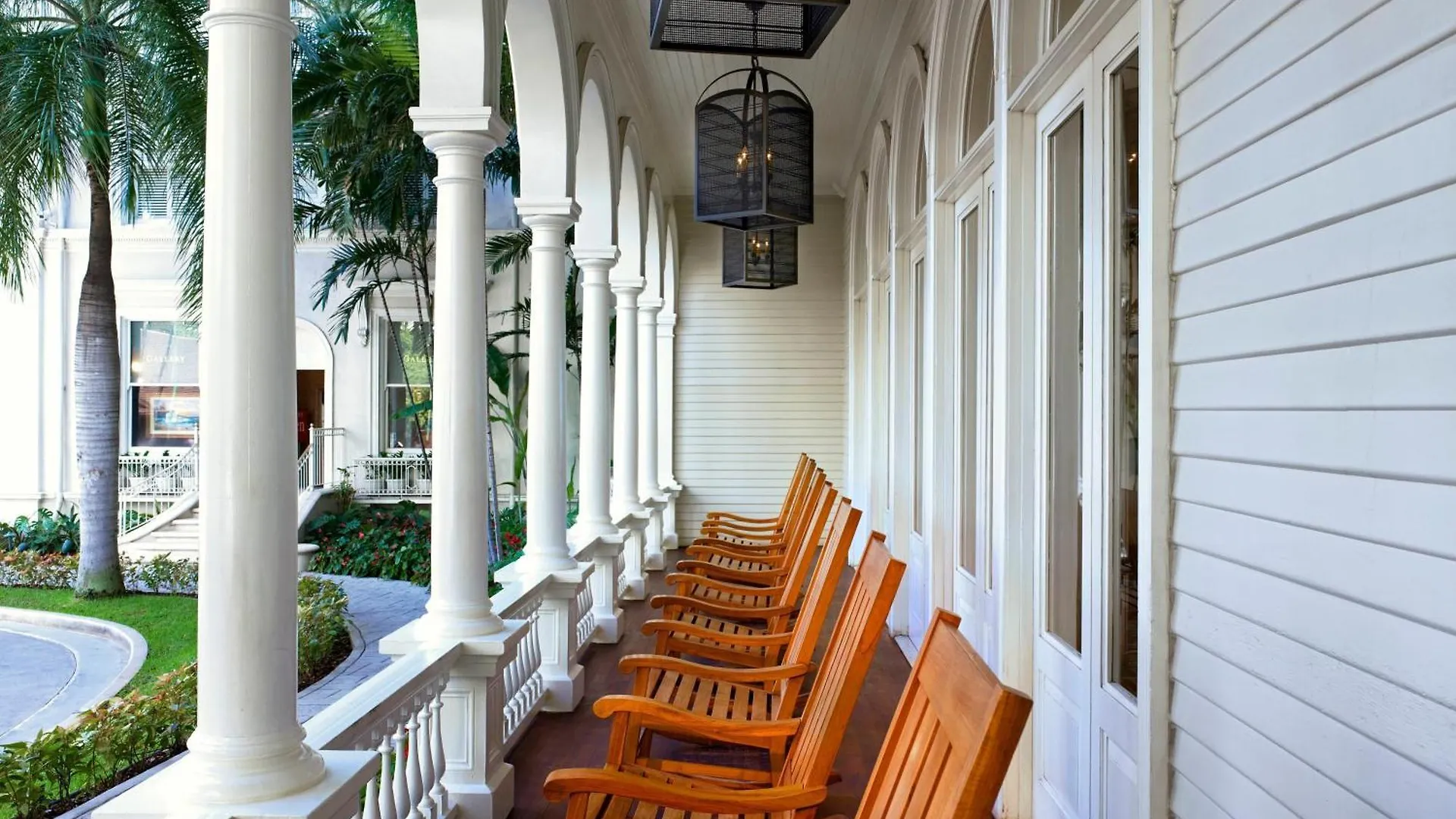 Moana Surfrider, A Westin Resort & Spa, Waikiki Beach Honolulu