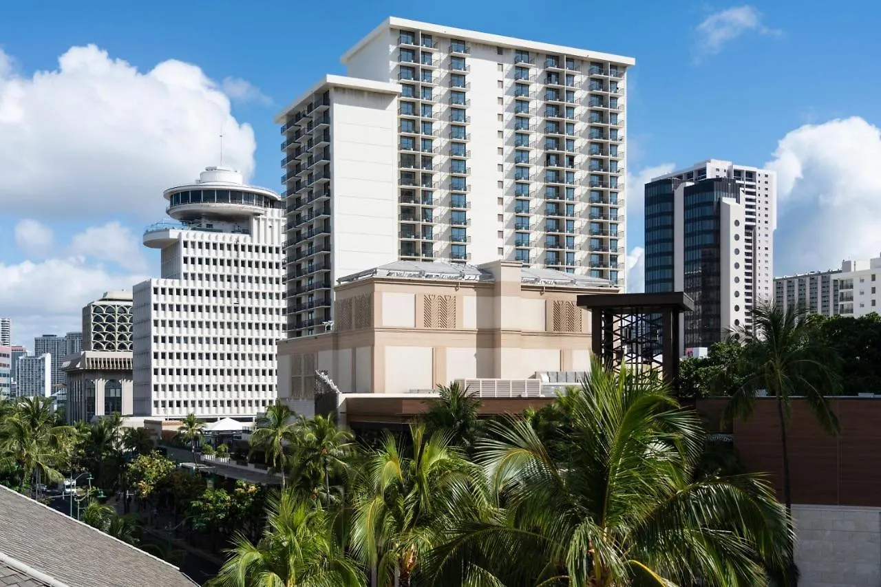 Moana Surfrider, A Westin Resort & Spa, Waikiki Beach Honolulu
