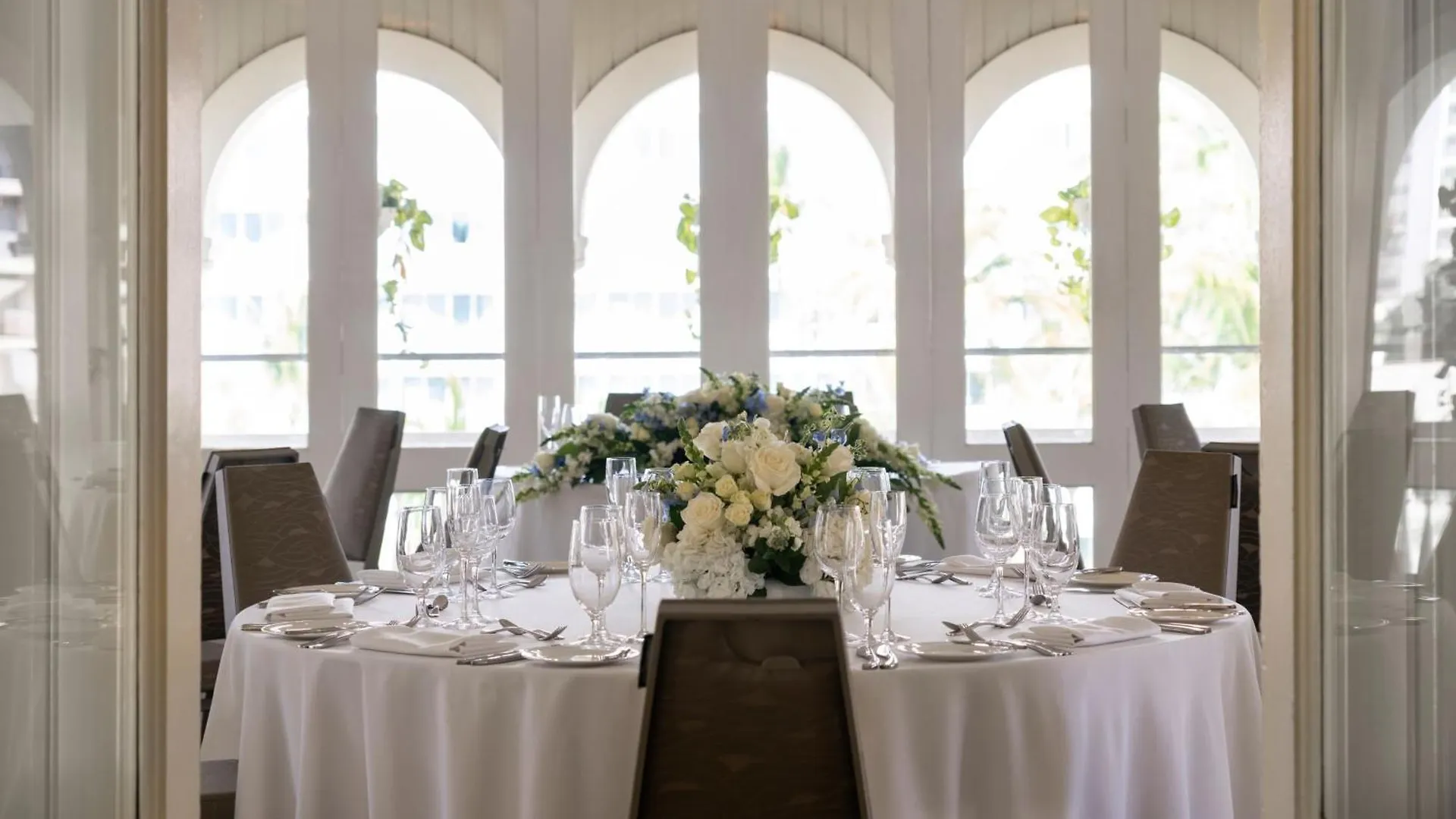 Moana Surfrider, A Westin Resort & Spa, Waikiki Beach Honolulu