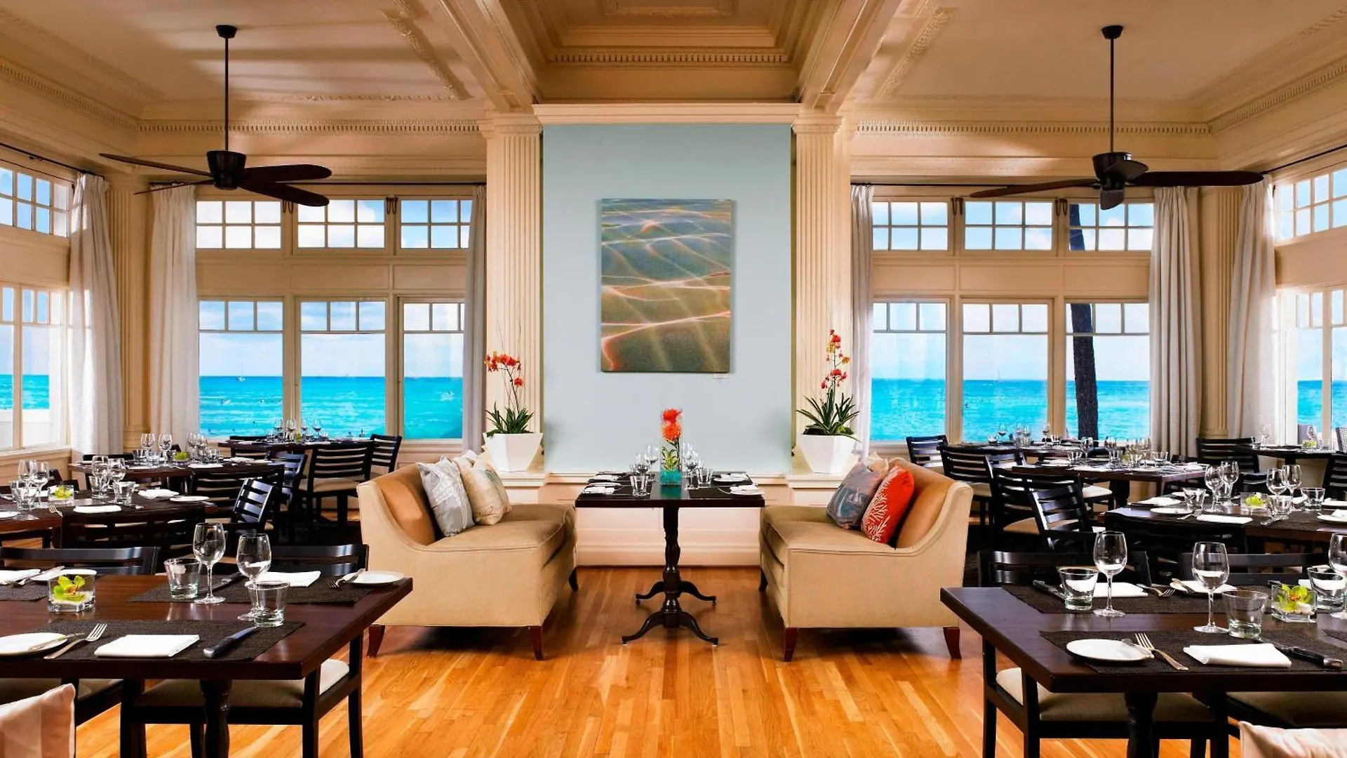 Moana Surfrider, A Westin Resort & Spa, Waikiki Beach Honolulu