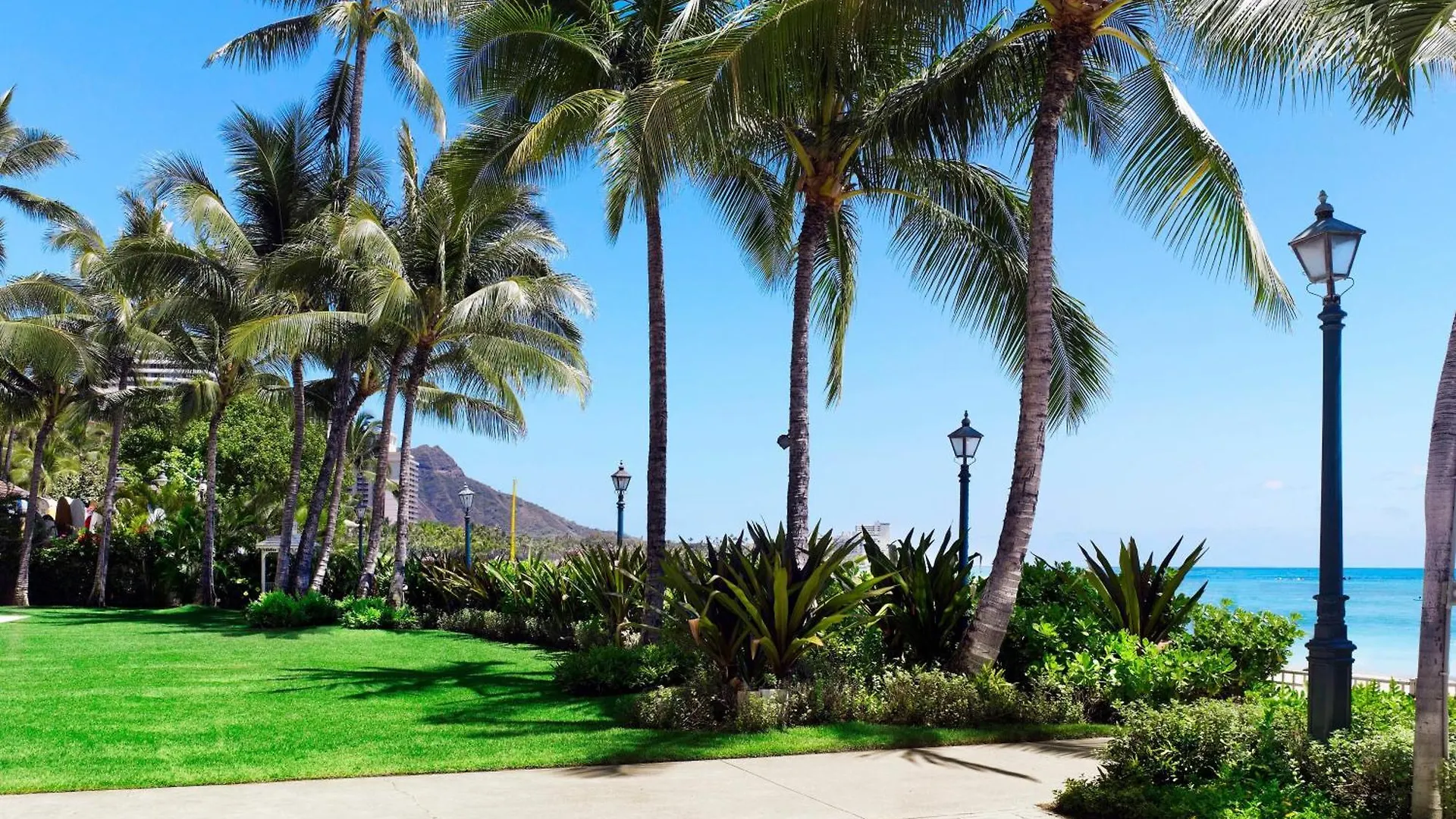 Moana Surfrider, A Westin Resort & Spa, Waikiki Beach Honolulu
