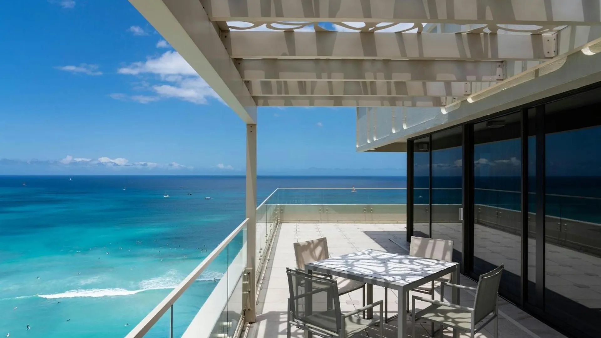 Moana Surfrider, A Westin Resort & Spa, Waikiki Beach Honolulu