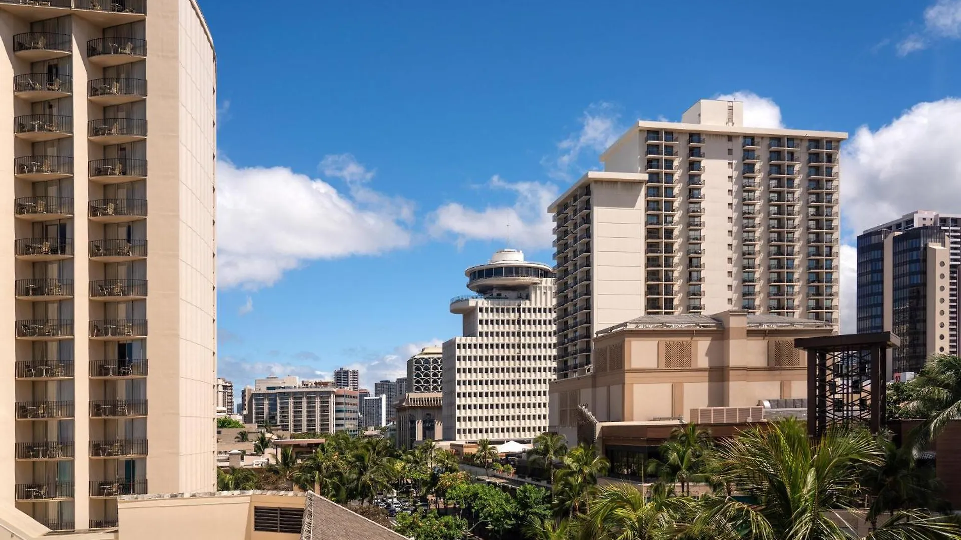 Moana Surfrider, A Westin Resort & Spa, Waikiki Beach Honolulu
