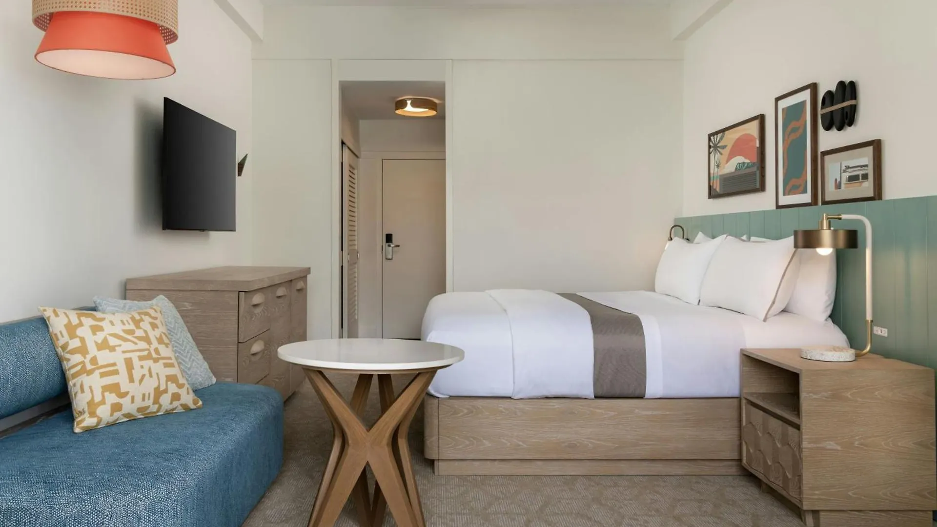 Moana Surfrider, A Westin Resort & Spa, Waikiki Beach Honolulu
