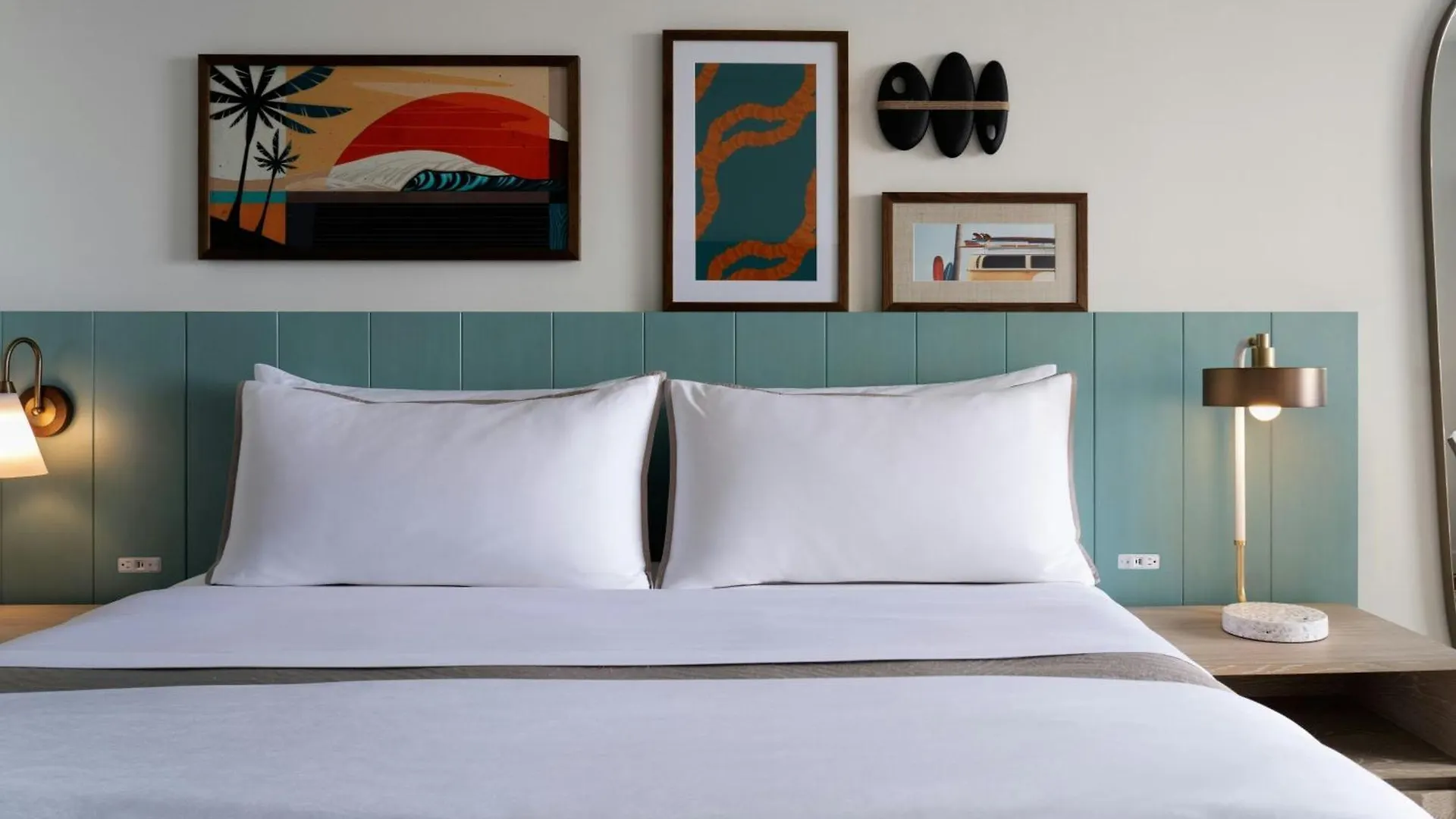 Moana Surfrider, A Westin Resort & Spa, Waikiki Beach Honolulu