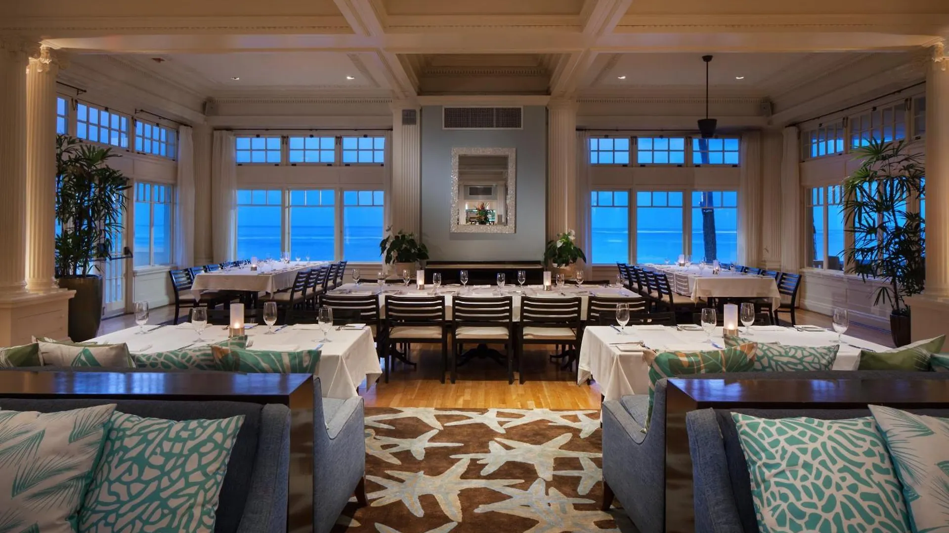 Moana Surfrider, A Westin Resort & Spa, Waikiki Beach Honolulu