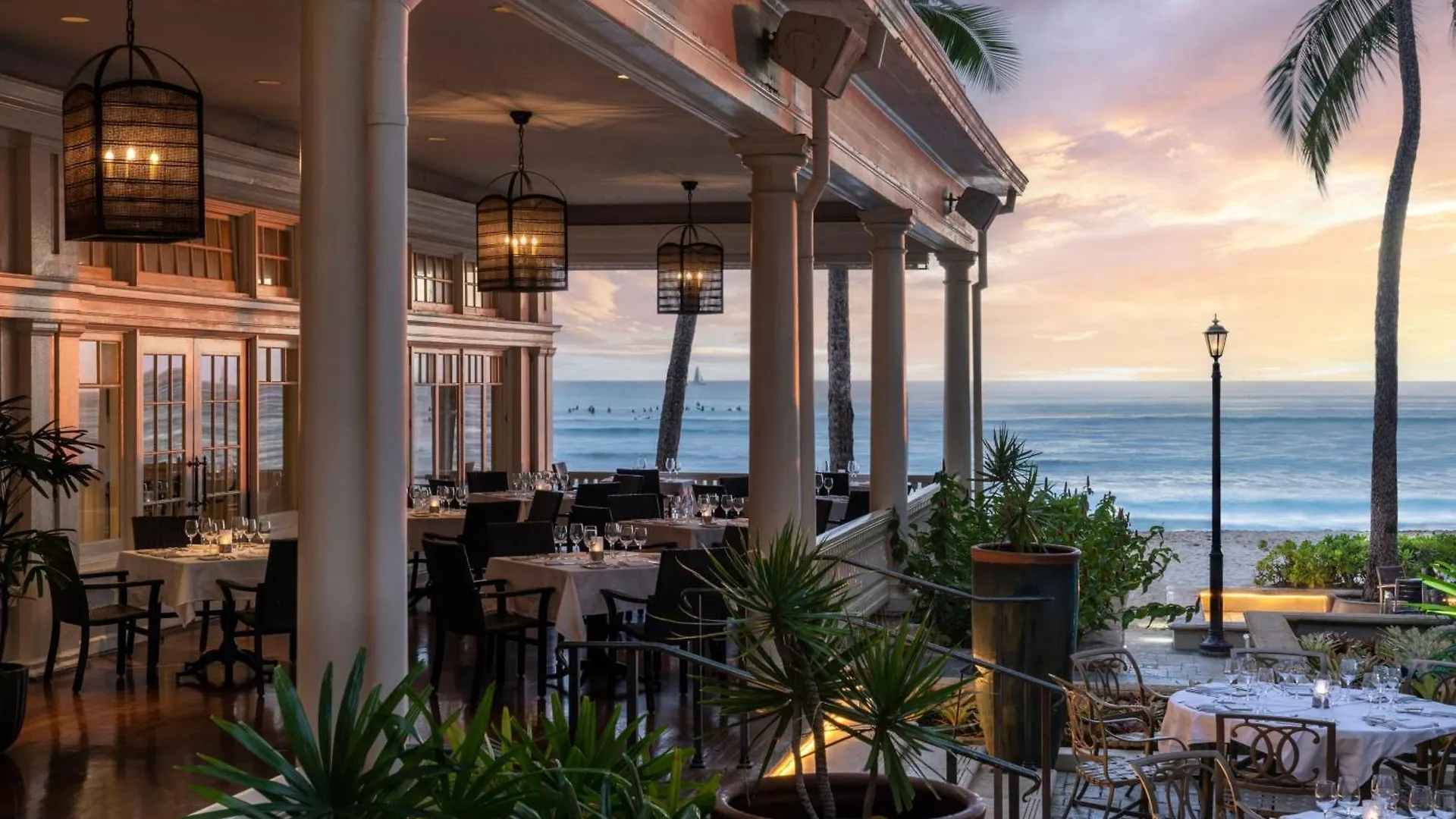 Moana Surfrider, A Westin Resort & Spa, Waikiki Beach Honolulu
